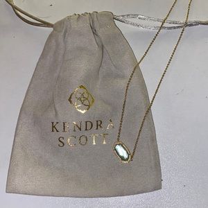 perfect condition elisa kendra scott necklace